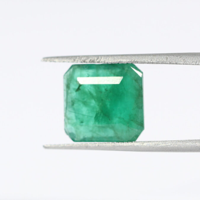 EMERALD 3.38 Ct.