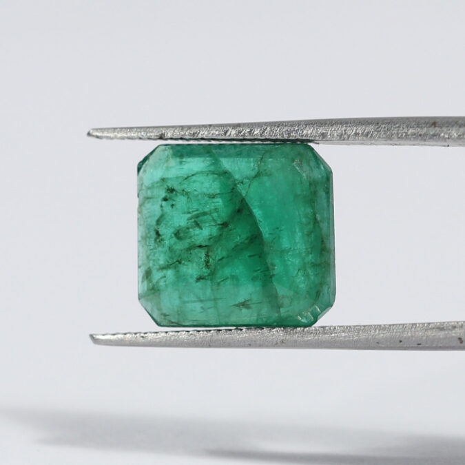 EMERALD 3.38 Ct.