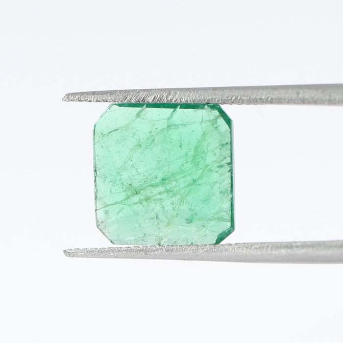 EMRD18443 1 1 EMERALD 2.33 Ct.