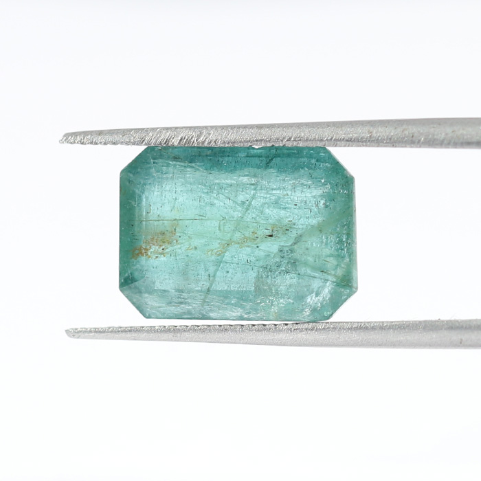 EMERALD 5.71 Ct. EMERALD 5.71 Ct.