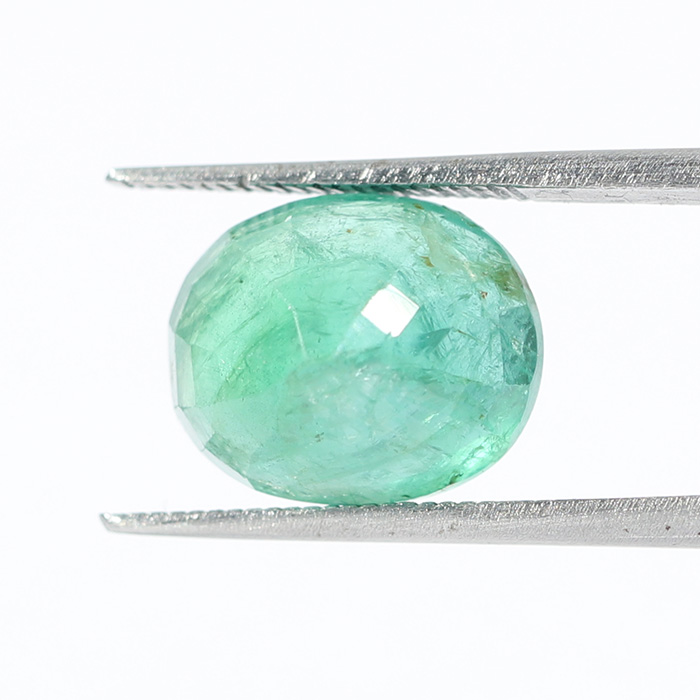 EMERALD 4.12 Ct. EMERALD 4.12 Ct.