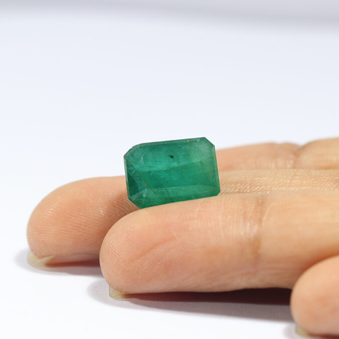 EMERALD 8.08 Ct. EMERALD 8.08 Ct.