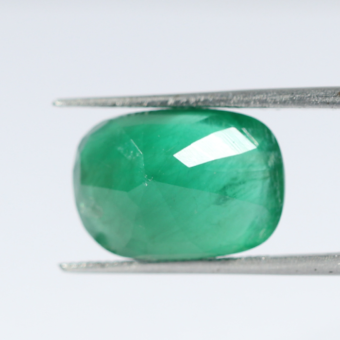 EMERALD 6.88 Ct.