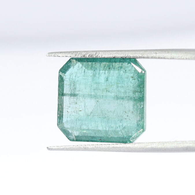 EMERALD 7.4 Ct.