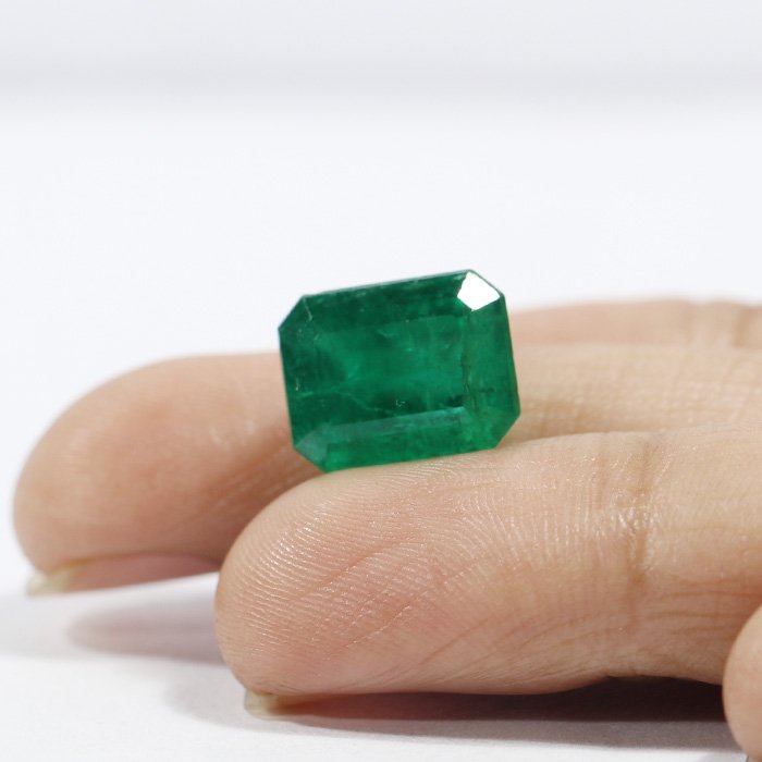 EMRX143 3 1 EMERALD 6.83 Ct.