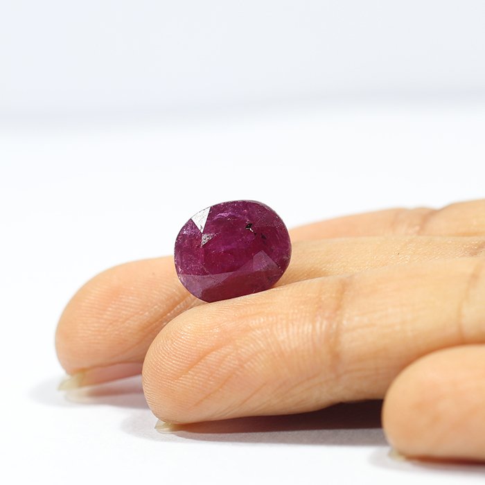 RUB7028 3 1 RUBY 7.67 Ct.