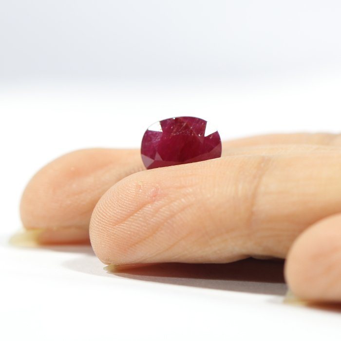 RUB7107 3 2 RUBY 3.45 Ct.