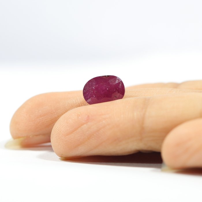 RUB7125 3 RUBY 3.72 Ct.
