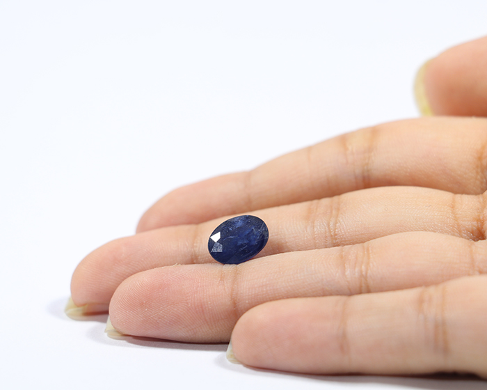 BSP13924 3 1 Blue Sapphire 4.73 Ct.