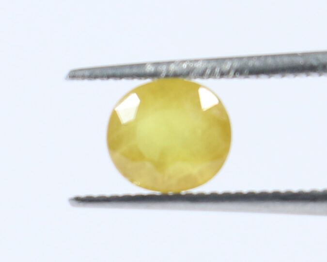 NYSP139 1 Yellow Sapphire 1.4 Ct.