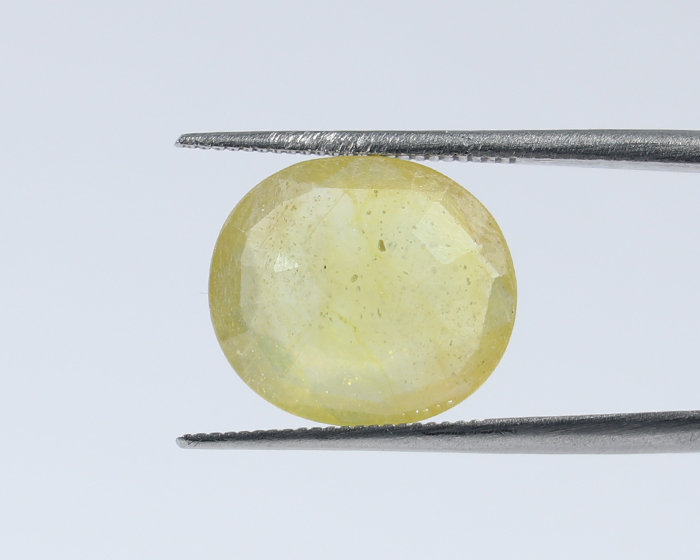 Yellow Sapphire 5.67 Ct.