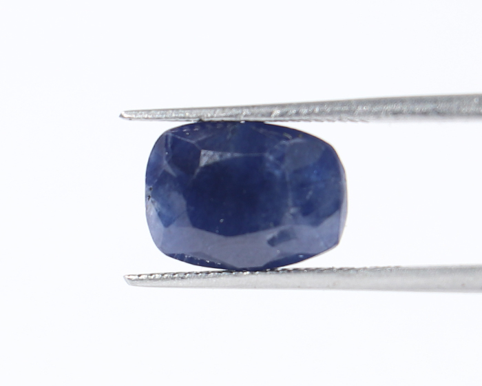 Blue Sapphire 4.84 Ct.
