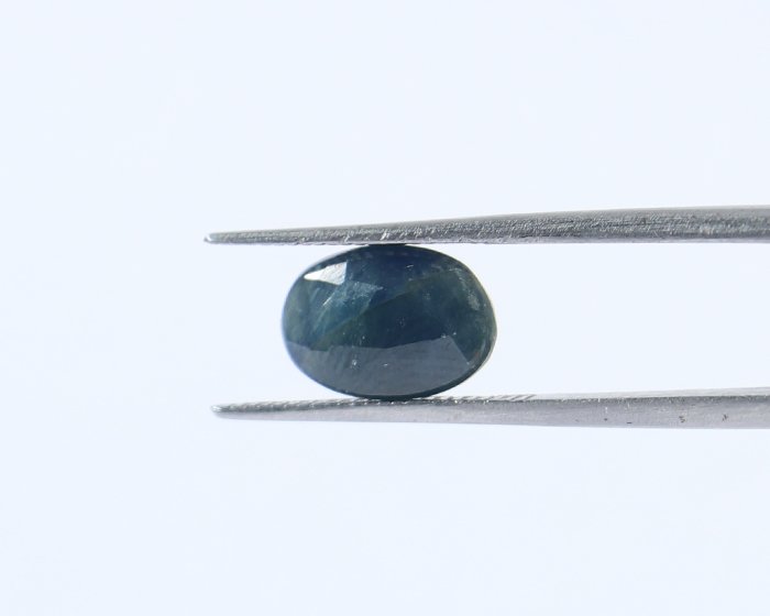 BSP10542 1 1 Blue Sapphire 3.38 Ct.
