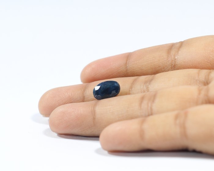 BSP10544 3 1 Blue Sapphire 3.55 Ct.