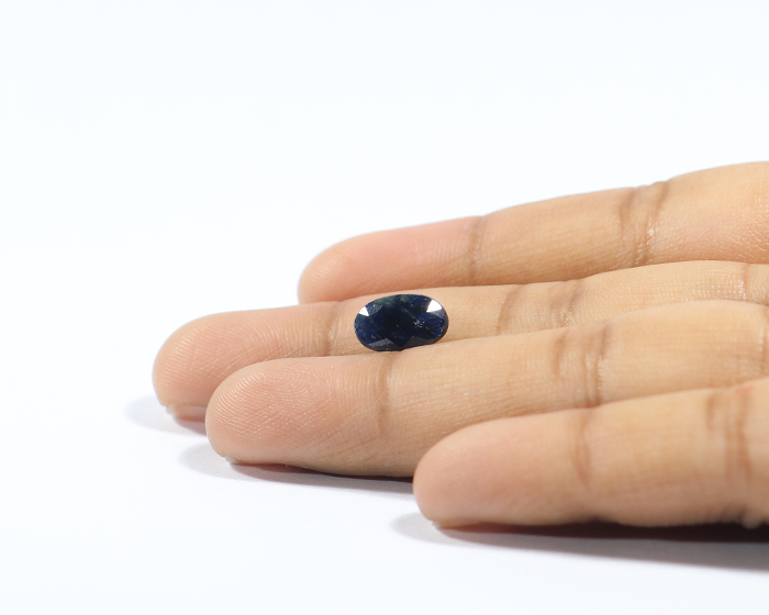 BSP10546 3 1 Blue Sapphire 3.23 Ct.