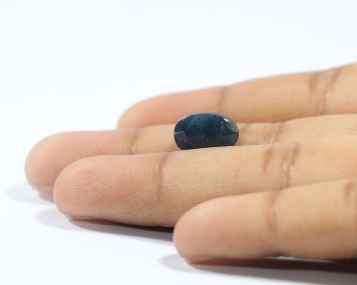 BSP10583 3 1 Blue Sapphire 5.61 Ct.