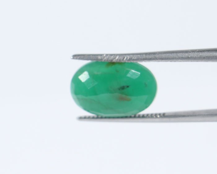 EMR20458 2 Emerald 4.27 Ct.
