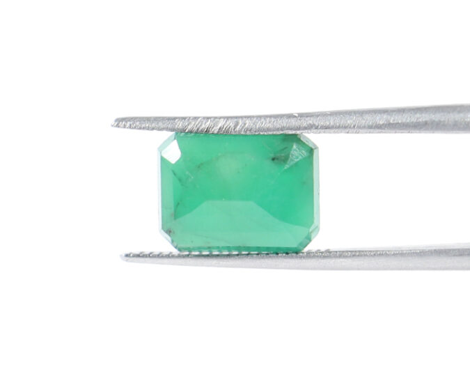 Emerald 3.11 Ct. Emerald 3.11 Ct.