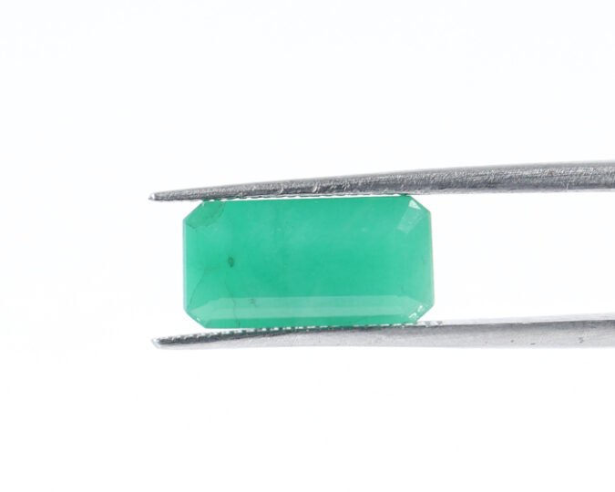 EMR20557 1 Emerald 4.04 Ct.