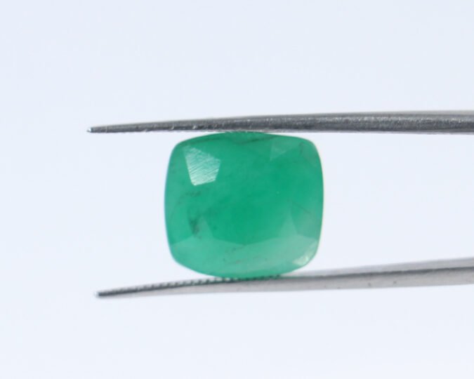 EMR20558 1 Emerald 8.33 Ct.