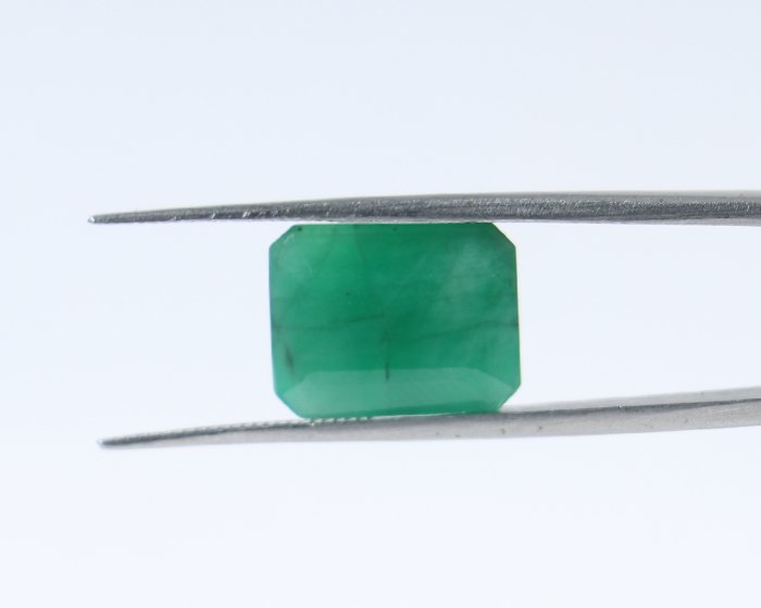 EMR20561 1 Emerald 7.06 Ct.