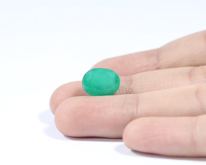 Emerald 5.76 Ct.