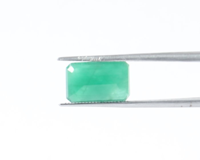 EMRD20333 2 Emerald 3.08 Ct.