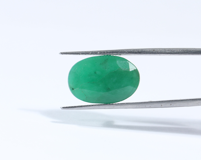 Emerald 8.35 Ct. Emerald 8.35 Ct.
