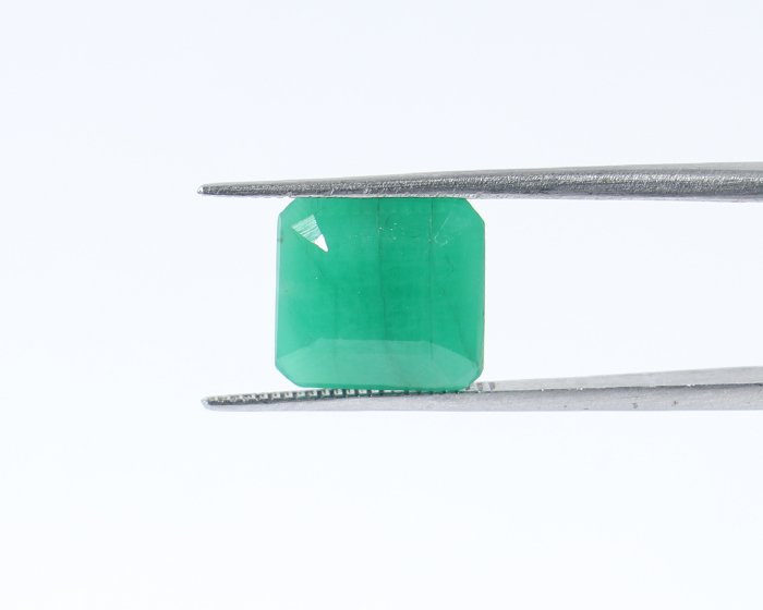 EMRD20352 1 Emerald 5.24 Ct.