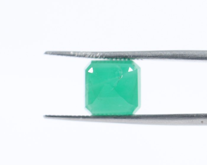 EMRD20489 2 Emerald 3.69 Ct.