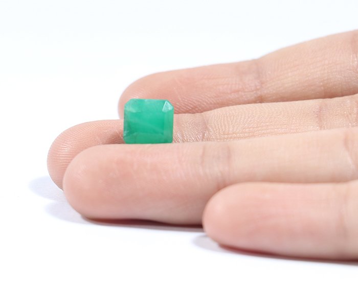 EMRD20489 3 Emerald 3.69 Ct.
