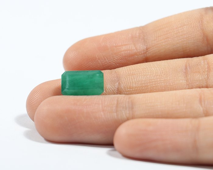 EMRD20500 3 Emerald 4.77 Ct.