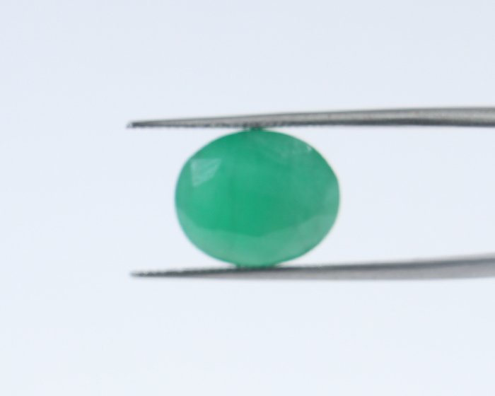 Emerald 5.63 Ct.