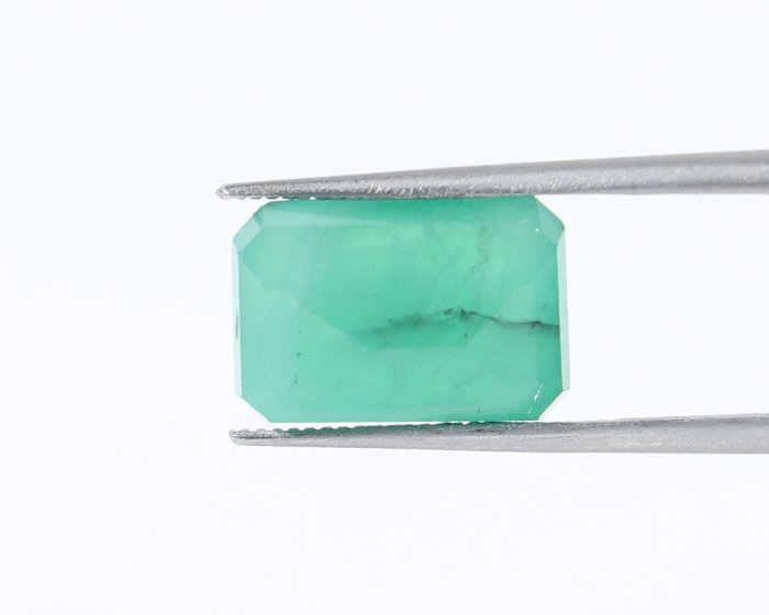 EMRD20644 2 Emerald 5.56 Ct.