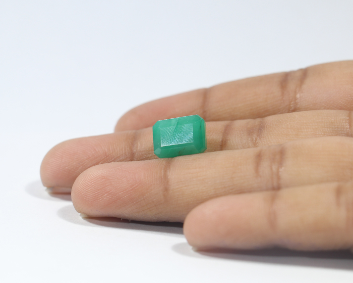 Emerald 5.78 Ct.