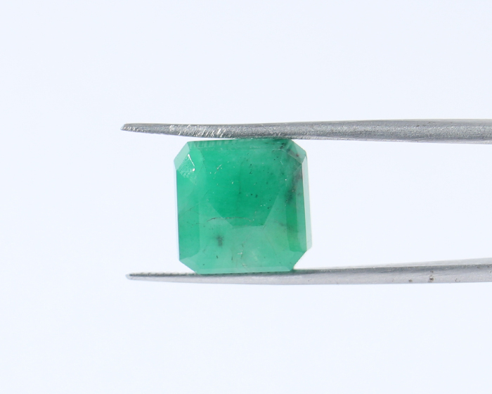 Emerald 7.07 Ct.