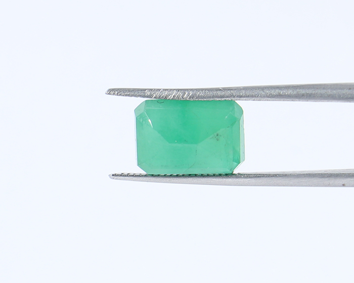 Emerald 3.98 Ct.