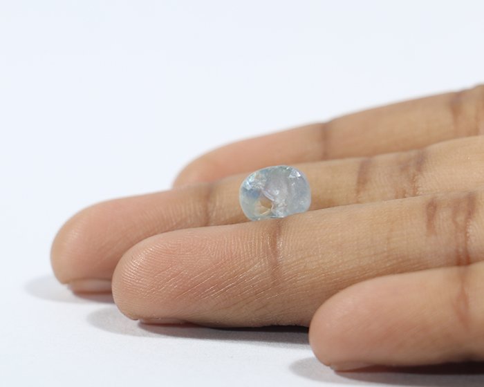 NSP41806 3 Natural Sapphire 3.62 Ct.