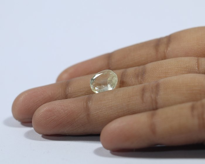 Yellow Sapphire 3.68 Ct.