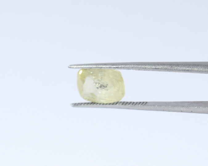 Yellow Sapphire 3.42 Ct. 1 NYSP7804 1 Yellow Sapphire 3.42 Ct.
