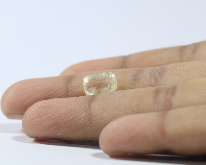 NYSP7818 3 Yellow Sapphire 3.03 Ct.