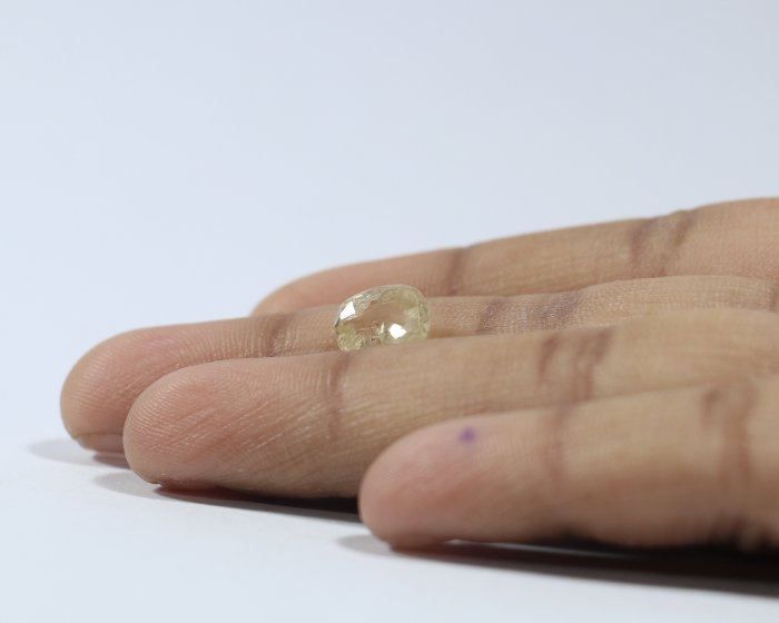 Yellow Sapphire 2.26 Ct.