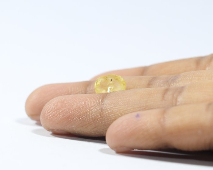 NYSP7863 3 Yellow Sapphire 2.84 Ct.