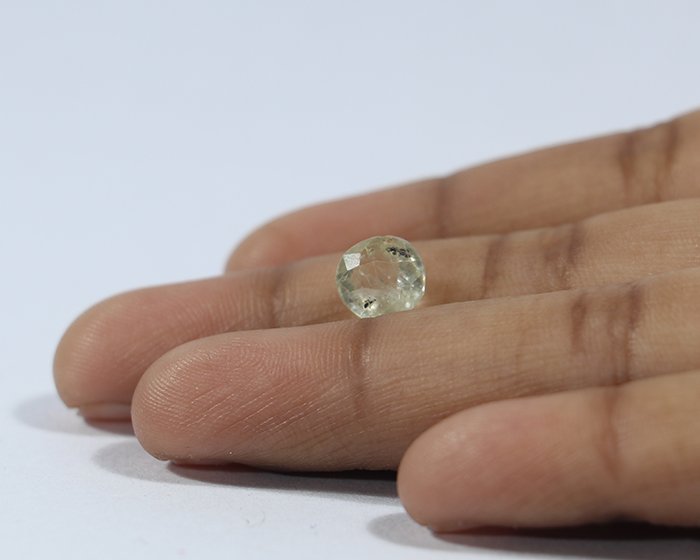 NYSP7884 3 Yellow Sapphire 2.95 Ct.