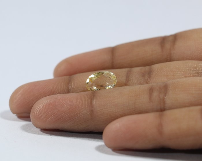 NYSP7908 3 Yellow Sapphire 3.21 Ct.