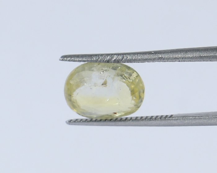 Yellow Sapphire 3.18 Ct.