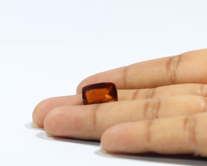 GMD7060 3 Hessonite 5.69 Ct.