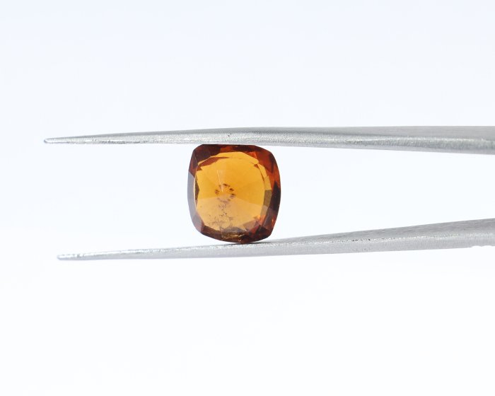 GMD7062 2 Hessonite 5.74 Ct.