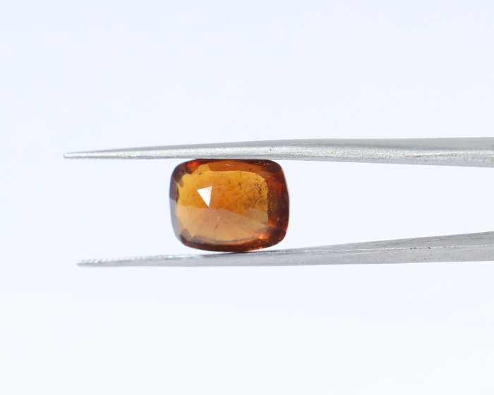GMD7069 2 Hessonite 6 Ct.