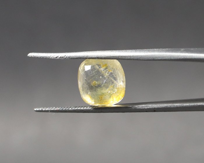 NYSP7978 2 Yellow Sapphire 4.56 Ct.